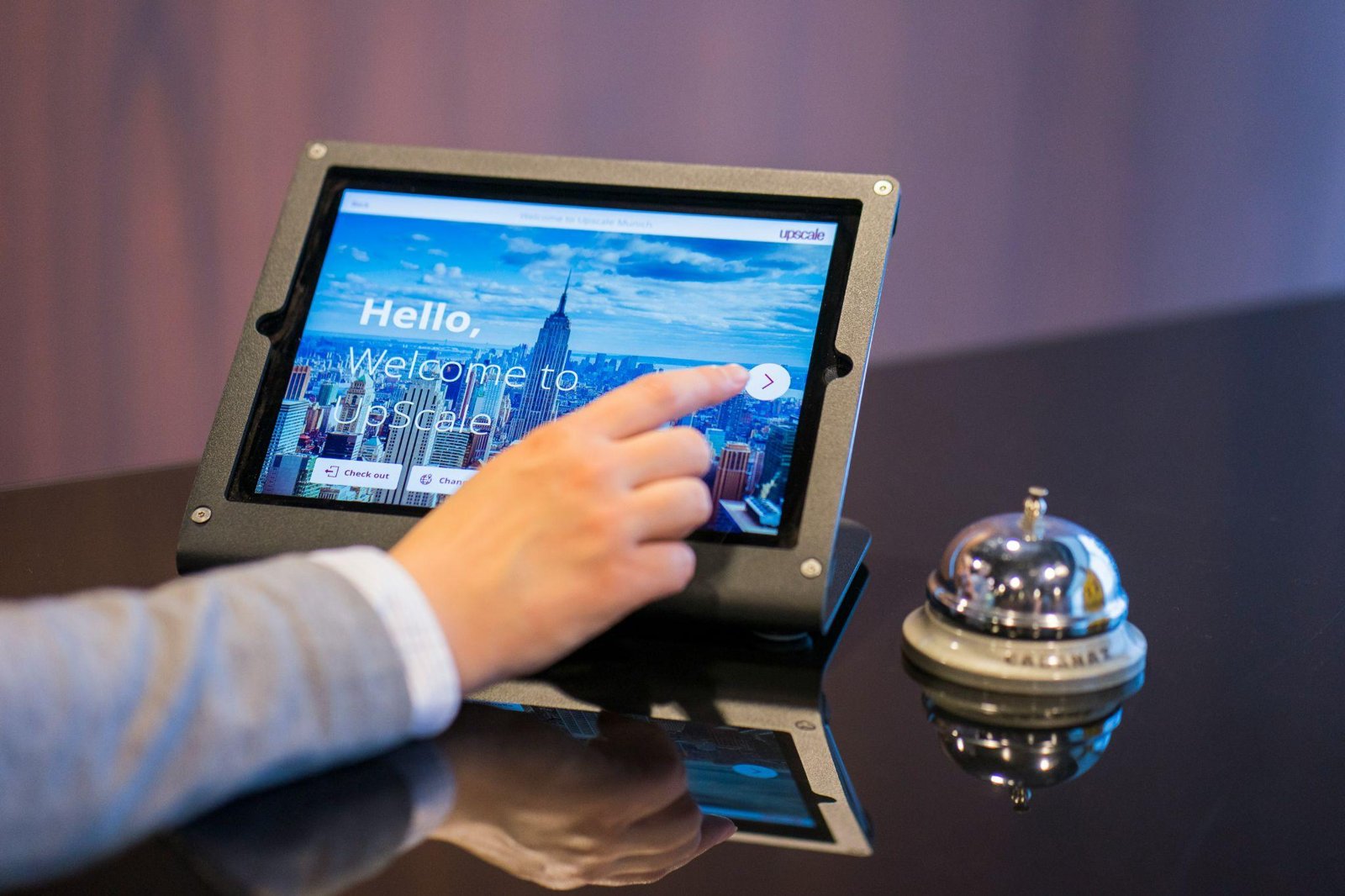 How AI Call Answering Improves Customer Experience, AI Receptionists insights from Willix AI